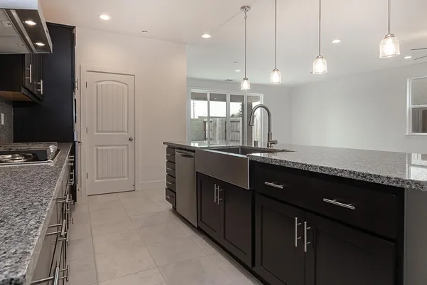 $729,000 | 1807 Birdie Avenue, Manteca, CA 95337