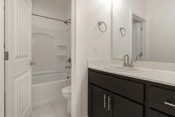 $729,000 | 1807 Birdie Avenue, Manteca, CA 95337