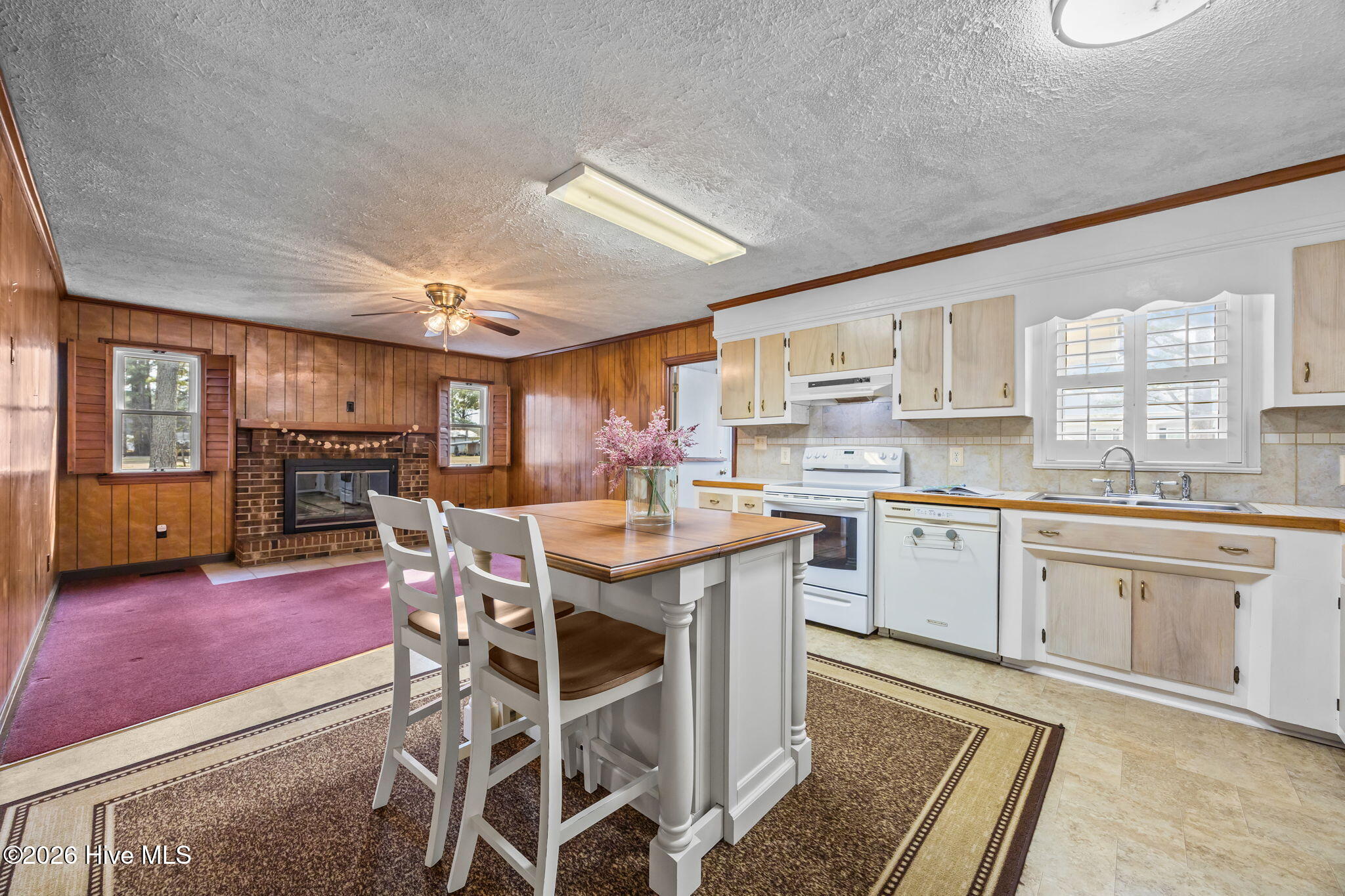 113 North White Post Road Pinetown, NC 27865 - Photo 12 of 47 27-web-or-mls-IMG_2241