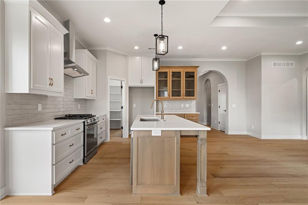 24195 West 91st Terrace Lenexa, KS 66227 - Photo 13 of 49