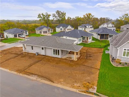 $638,650 | 24195 West 91st Terrace, Lenexa, KS 66227