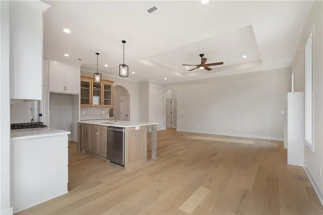 $638,650 | 24195 West 91st Terrace, Lenexa, KS 66227