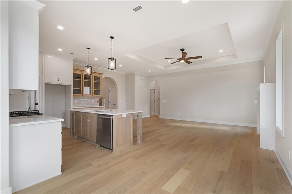 24195 West 91st Terrace Lenexa, KS 66227 - Photo 21 of 49