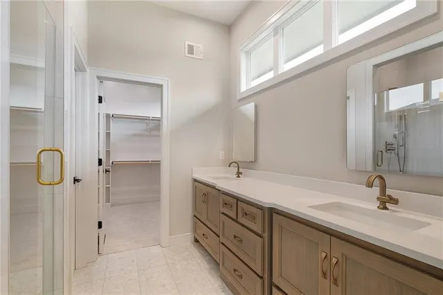 $638,650 | 24195 West 91st Terrace, Lenexa, KS 66227