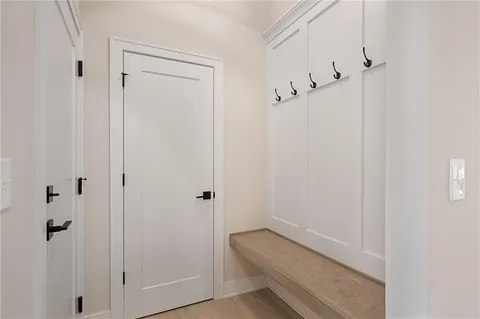 $638,650 | 24195 West 91st Terrace, Lenexa, KS 66227