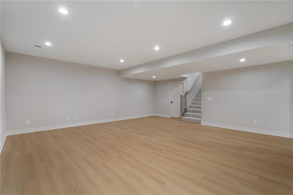 24195 West 91st Terrace Lenexa, KS 66227 - Photo 35 of 49