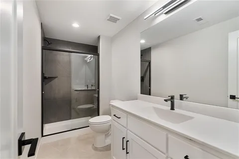 $638,650 | 24195 West 91st Terrace, Lenexa, KS 66227