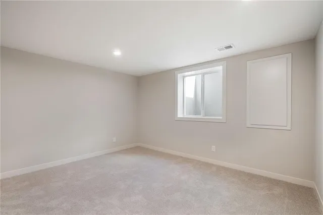 $638,650 | 24195 West 91st Terrace, Lenexa, KS 66227