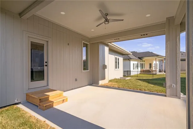 $638,650 | 24195 West 91st Terrace, Lenexa, KS 66227