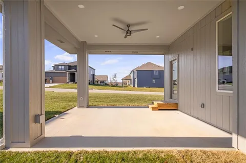 $638,650 | 24195 West 91st Terrace, Lenexa, KS 66227