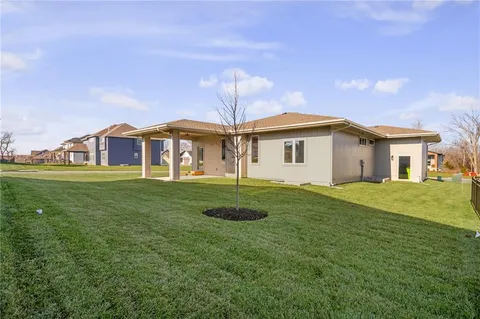 $638,650 | 24195 West 91st Terrace, Lenexa, KS 66227