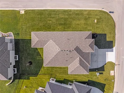 $638,650 | 24195 West 91st Terrace, Lenexa, KS 66227