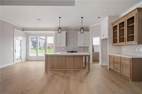 $638,650 | 24195 West 91st Terrace, Lenexa, KS 66227