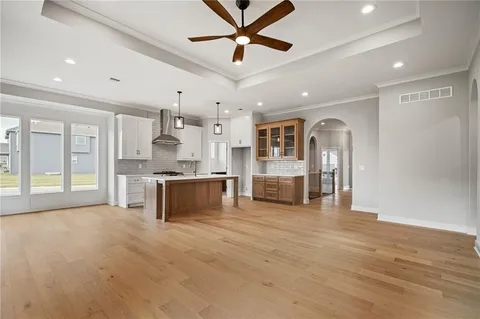 $638,650 | 24195 West 91st Terrace, Lenexa, KS 66227