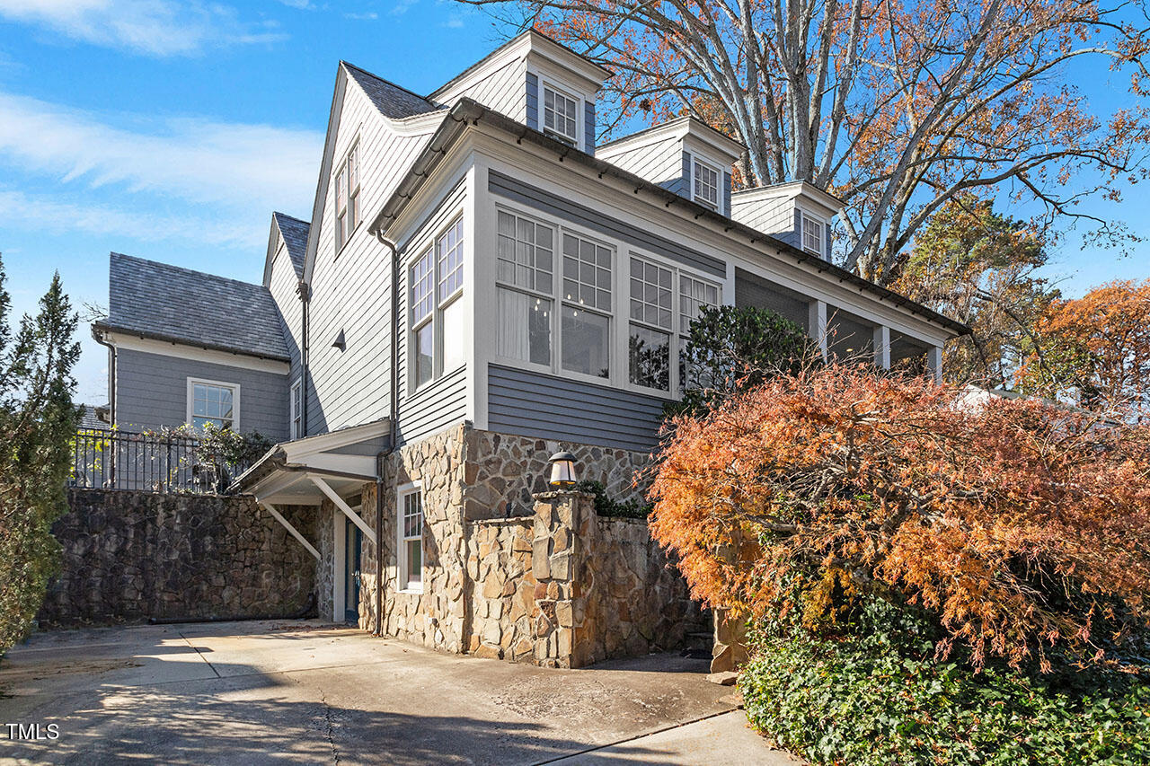 1524 Jarvis Street Raleigh, NC 27608 - Photo 2 of 49 1524 Jarvis Street_03