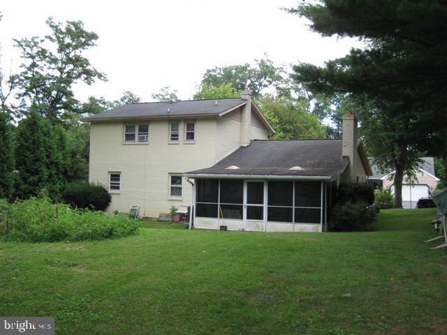 20 Riverside Avenue Lancaster, PA 17602 - Photo 3 of 7 Gallery Image 3