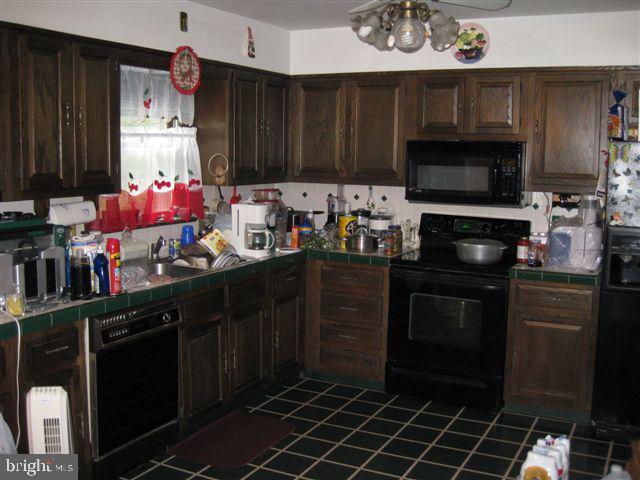 20 Riverside Avenue Lancaster, PA 17602 - Photo 4 of 7 Gallery Image 4
