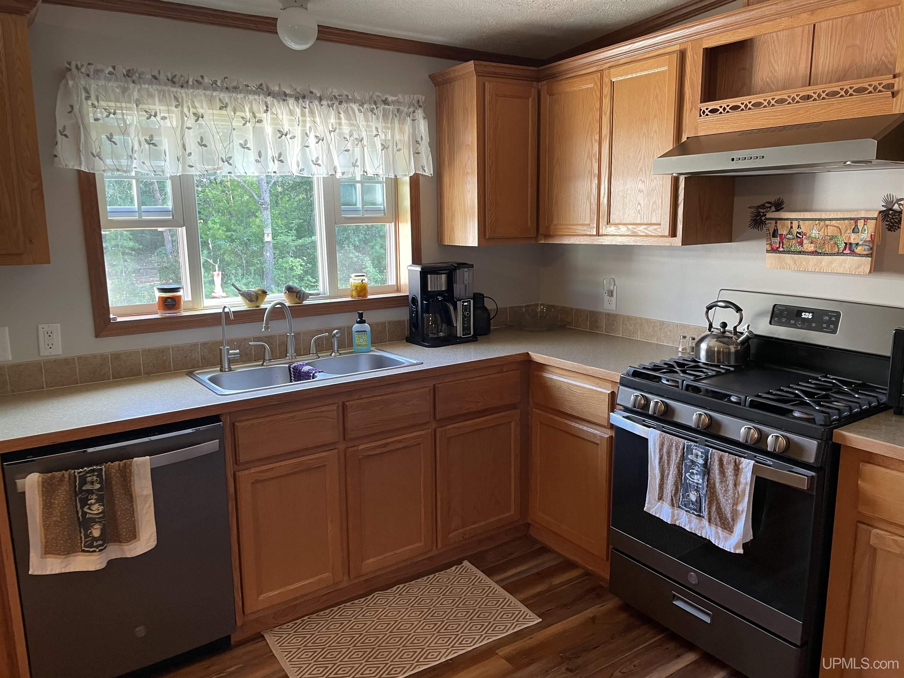 W8559 County L Road Pembine, WI 54156 - Photo 3 of 24 Gallery Image 3