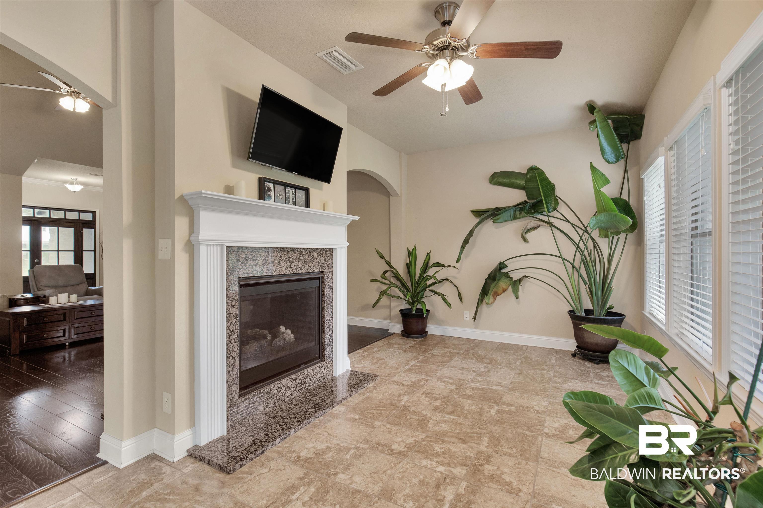 12001 Squirrel Drive Daphne, AL 36527 - Photo 5 of 32