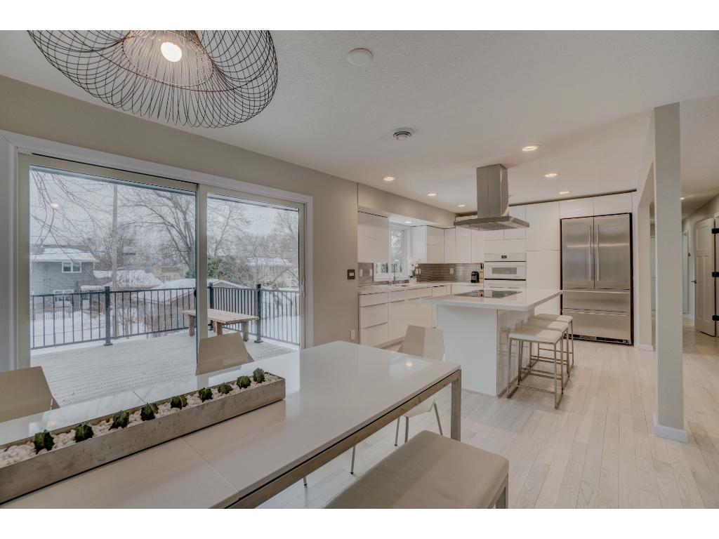 5109 Valley View Road Edina, MN 55436 - Photo 10 of 24
