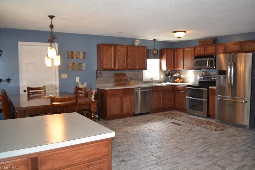 277 Happy Trails Road Lexington, NC 27295 - Photo 5 of 15