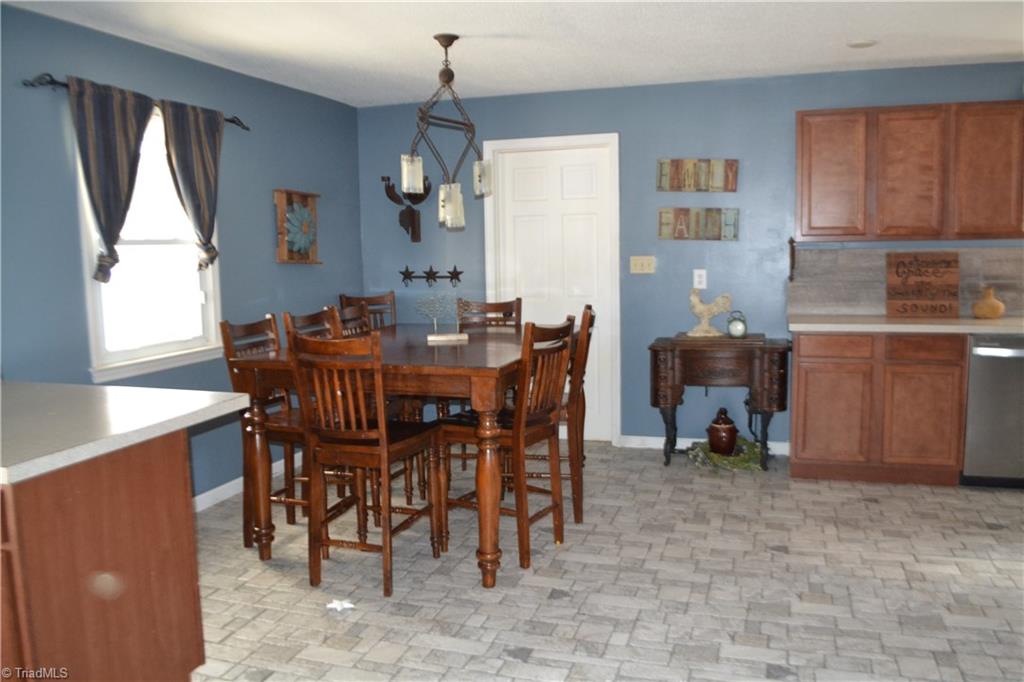 277 Happy Trails Road Lexington, NC 27295 - Photo 9 of 15