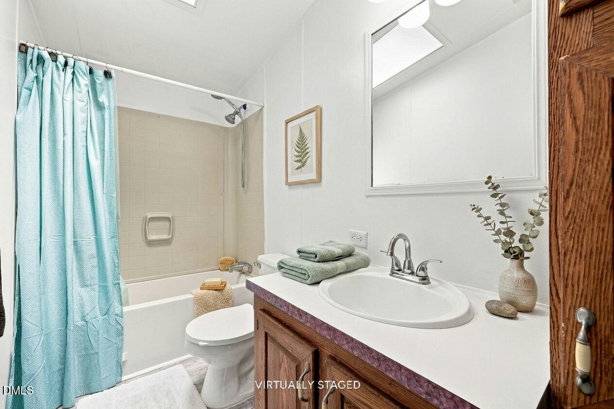 313 Wright Road Vass, NC 28394 - Photo 24 of 37 2nd full bathroom