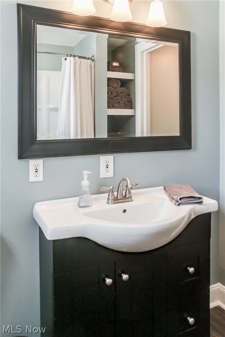 1743 Lillian Road Stow, OH 44224 - Photo 16 of 35 Gallery Image 16