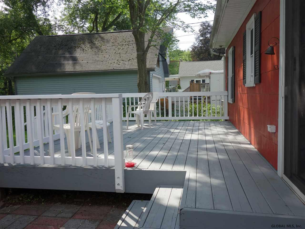 8 Wellington Road Bethlehem, NY 12054 - Photo 7 of 13 Photo 7