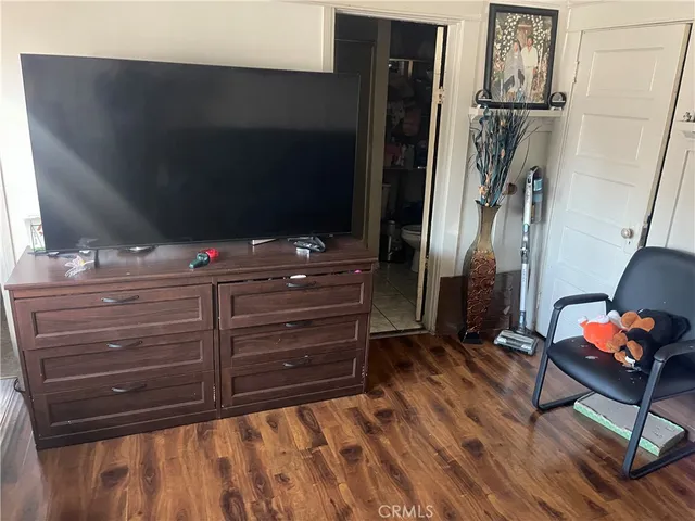 $695,000 | 317 East 36th Street, Los Angeles, CA 90011