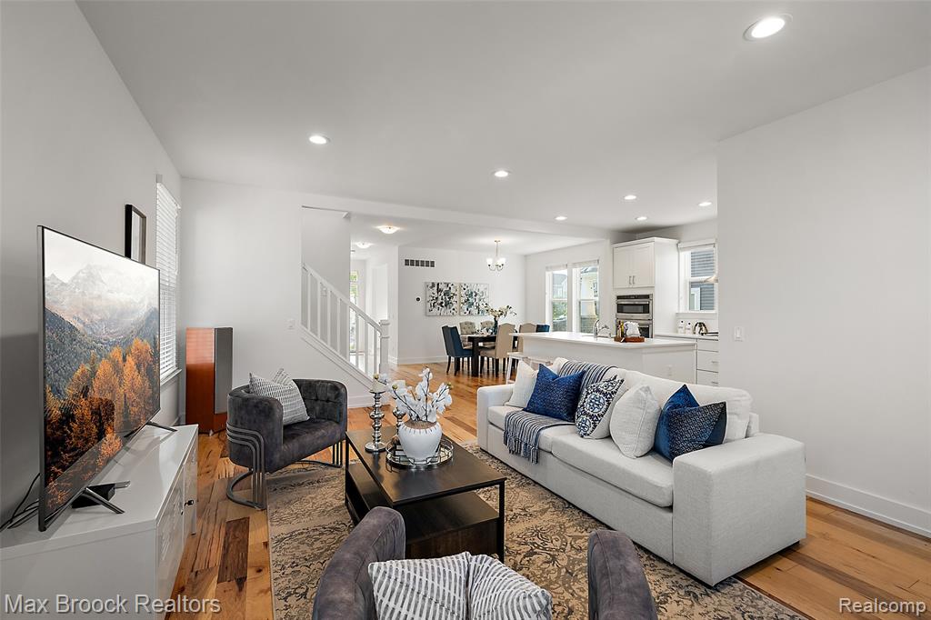4260 Kent Road Royal Oak, MI 48073 - Photo 17 of 54 Gallery Image 17