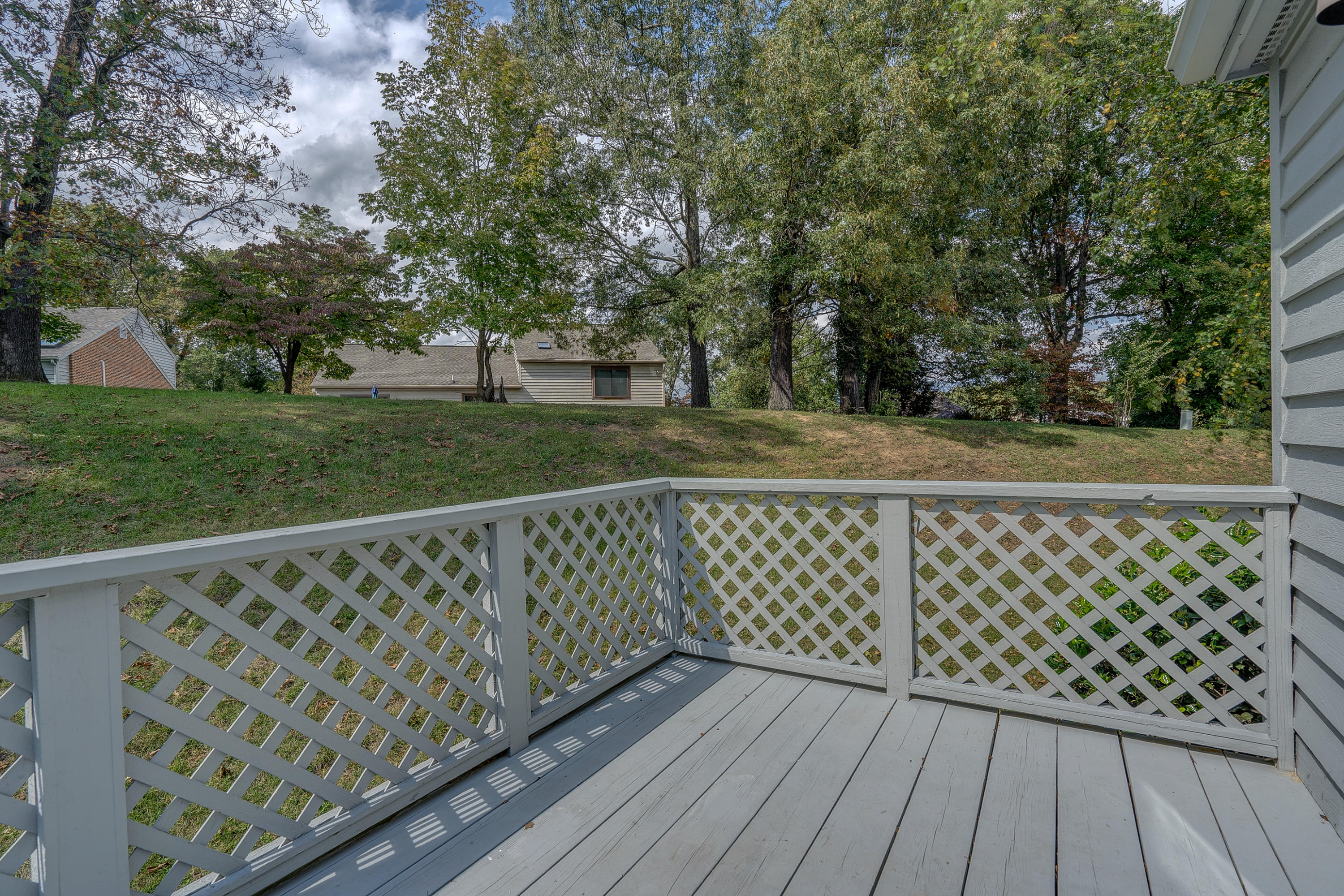 2419 South Clearing Road Salem, VA 24153 - Photo 16 of 29 DSC00071-2_2-2_3-2_4-2_5-2