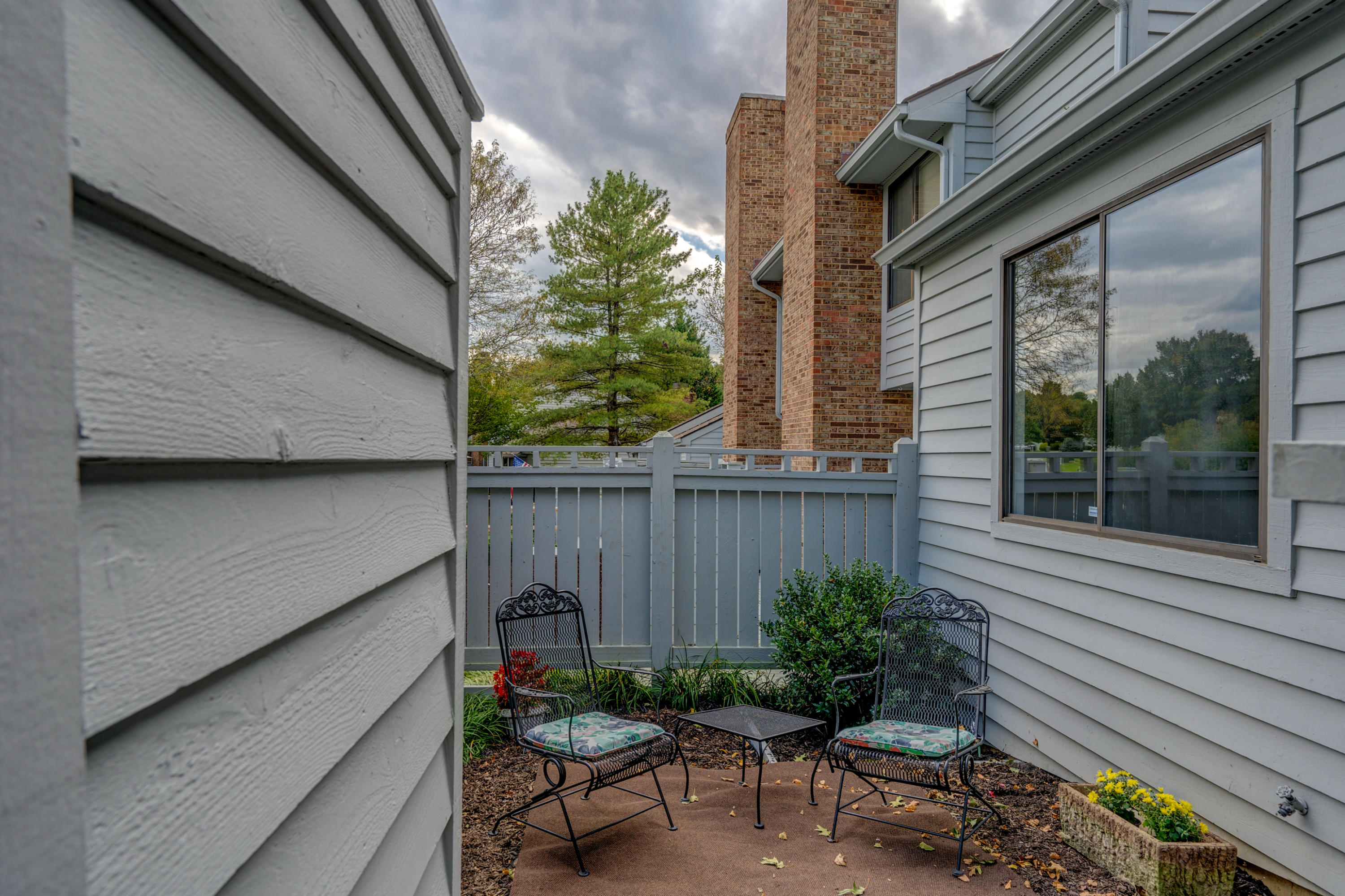 2419 South Clearing Road Salem, VA 24153 - Photo 3 of 29 DSC00161-2_2-2_3-2_4-2_5-2