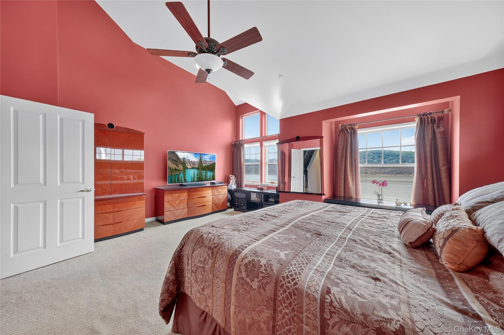 114 Hudson Pointe Drive Poughkeepsie, NY 12601 - Photo 24 of 44 a bedroom with a bed and a large window