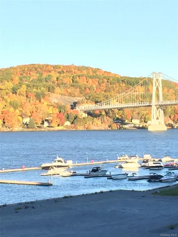 $839,000 | 114 Hudson Pointe Drive, Poughkeepsie, NY 12601