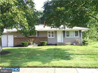 40 Langdon Road Burlington, NJ 08016 - Photo 1 of 12 Exterior Front