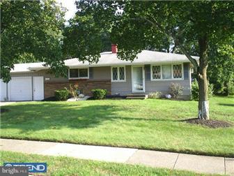 40 Langdon Road Burlington, NJ 08016 - Photo 2 of 12 Exterior Front