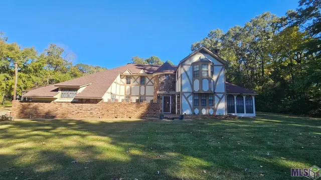 $279,900 | 10730 McCreight Street, Bastrop, LA 71220