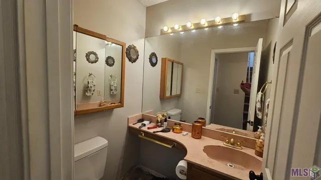 $279,900 | 10730 McCreight Street, Bastrop, LA 71220