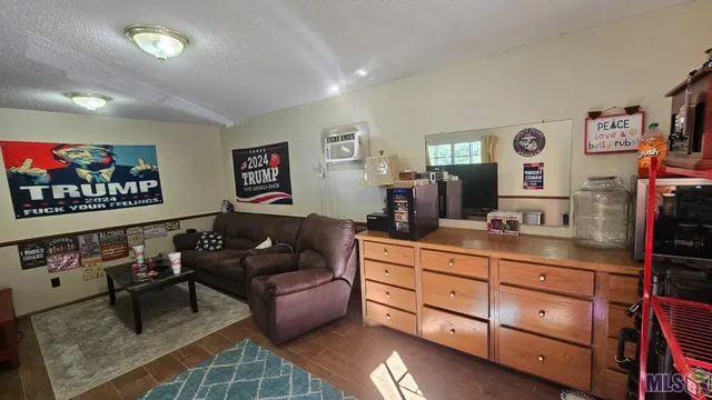 $279,900 | 10730 McCreight Street, Bastrop, LA 71220