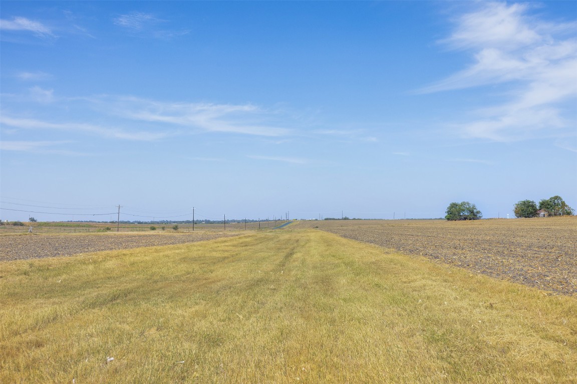 301 County Road 301 Granger, TX 76530 - Photo 15 of 32 a view of an ocean and beach