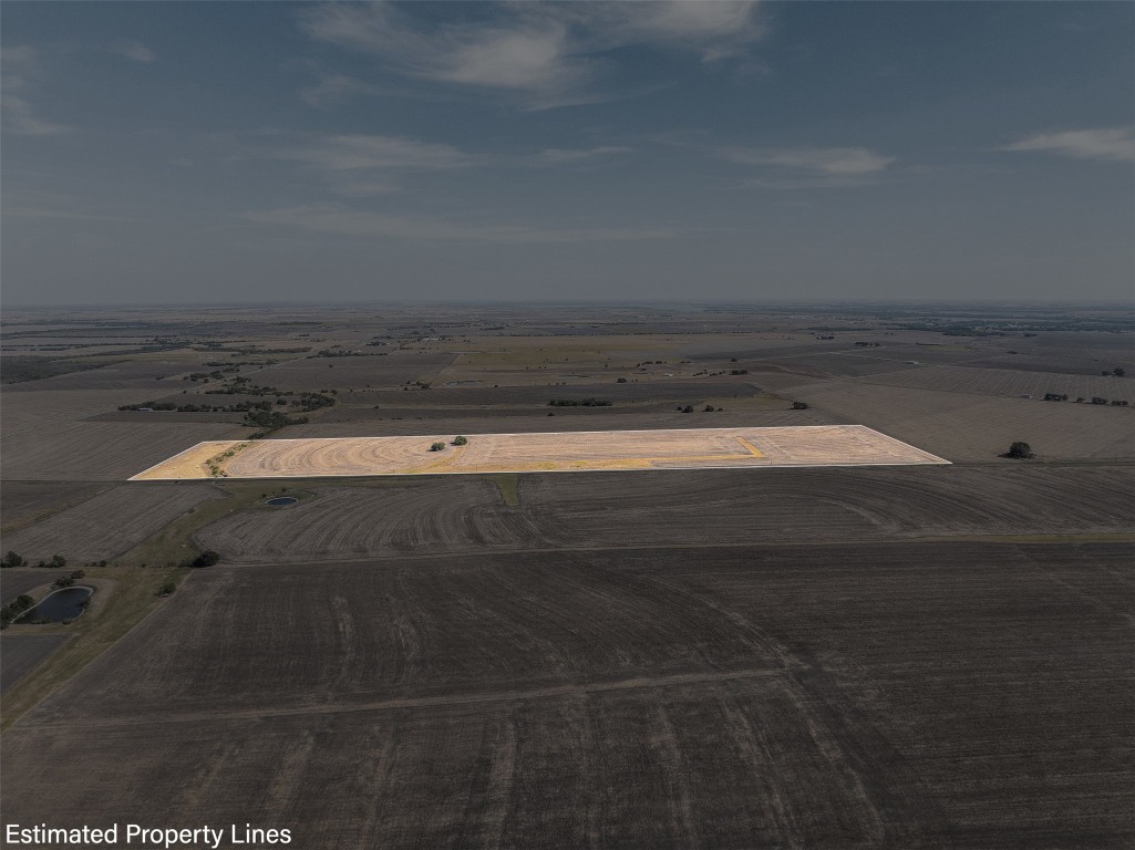 301 County Road 301 Granger, TX 76530 - Photo 26 of 32 a view of a room