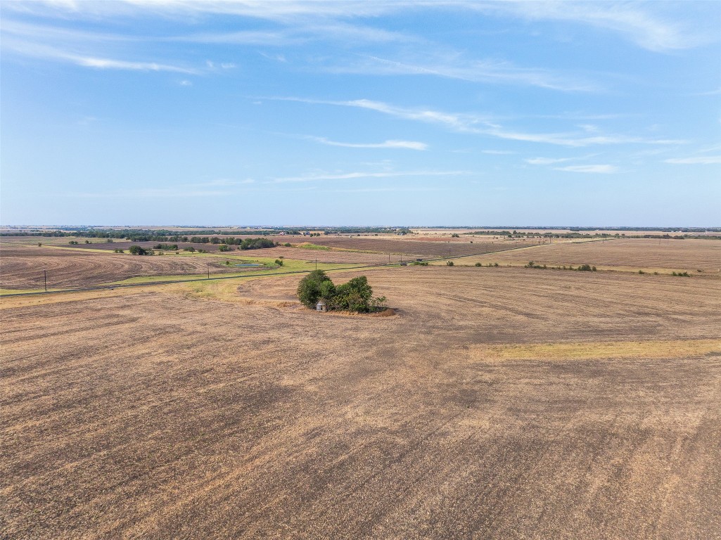 301 County Road 301 Granger, TX 76530 - Photo 10 of 32 a view of an ocean beach