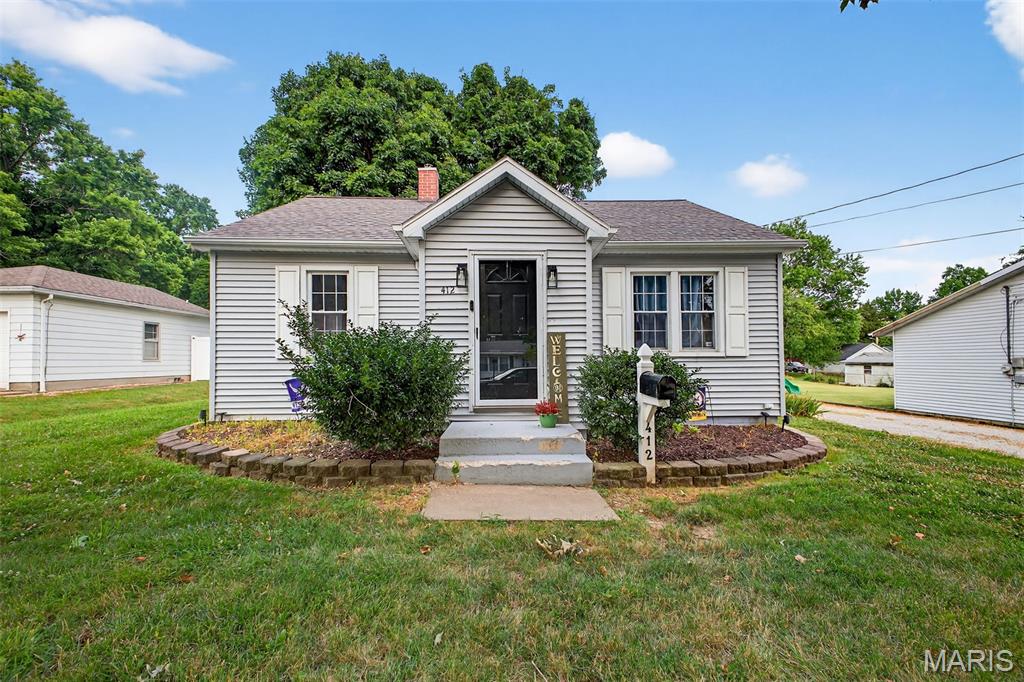 412 Monroe Street Waterloo, IL 62298 - Photo 1 of 32 Gallery Image 1