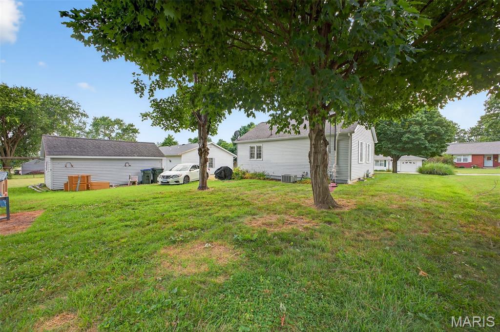 412 Monroe Street Waterloo, IL 62298 - Photo 6 of 32 Gallery Image 6