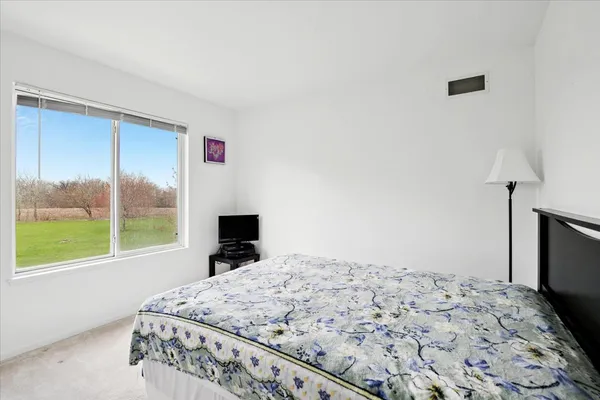 $430,000 | 554 Charlton Court, Lake Villa, IL 60046