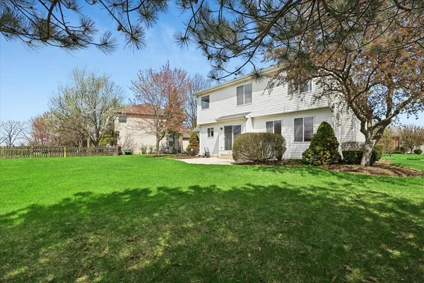 $430,000 | 554 Charlton Court, Lake Villa, IL 60046