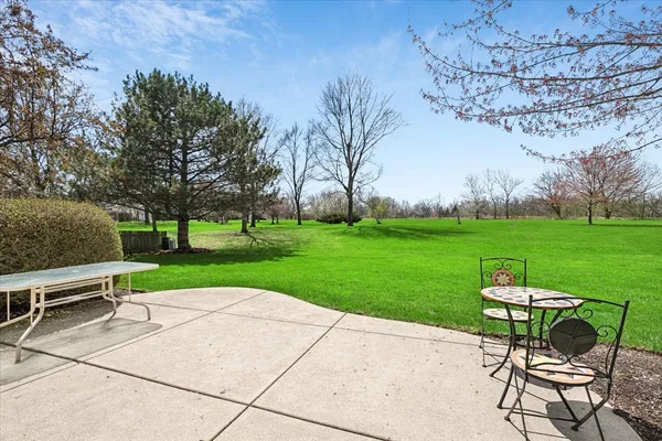 $430,000 | 554 Charlton Court, Lake Villa, IL 60046