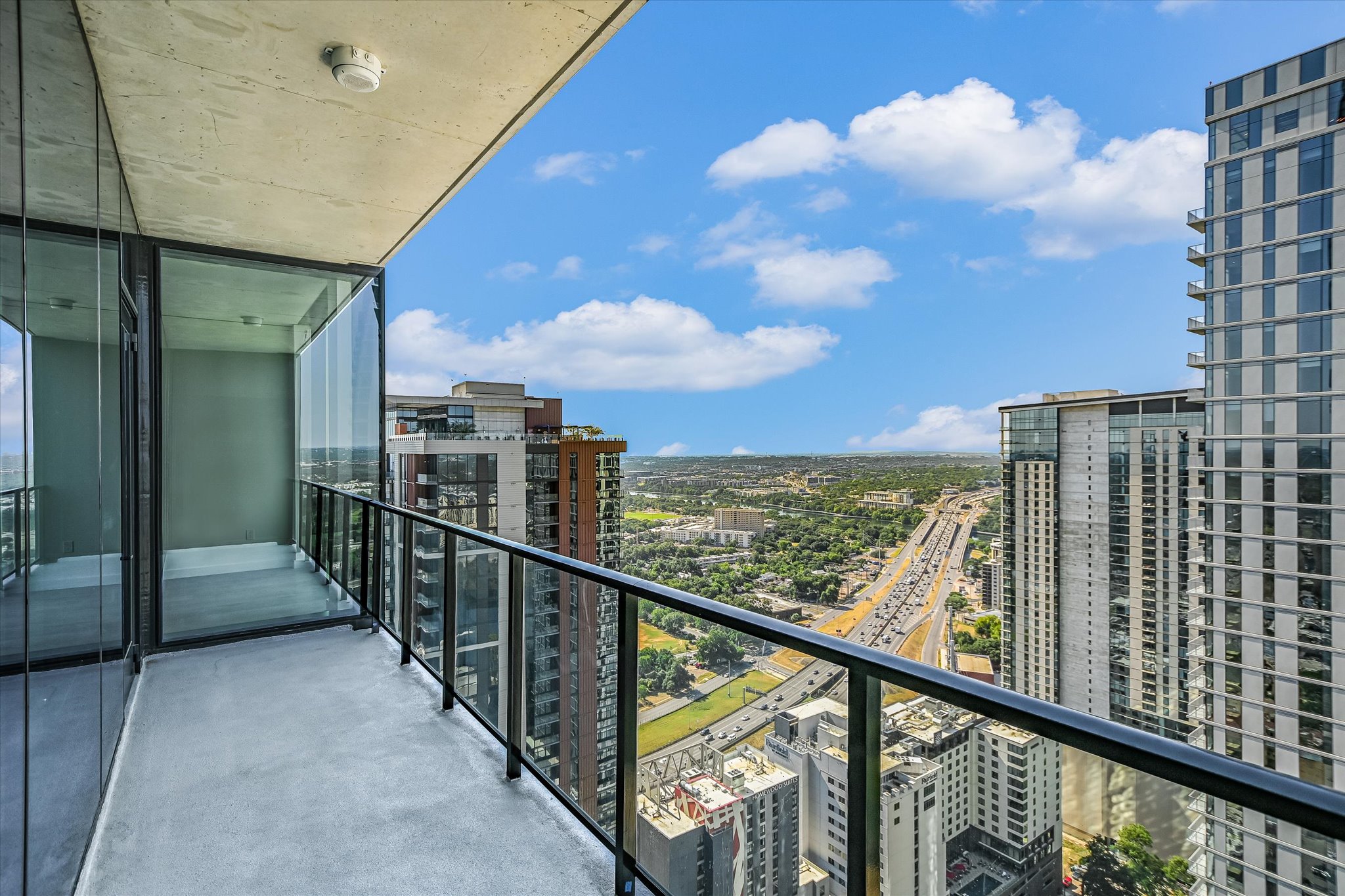 610 Davis Street, Unit 3801 Austin, TX 78701 - Photo 27 of 40 a view of city from balcony