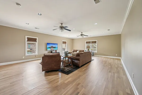 $1,400,000 | 429 Buffalo Run, Goodlettsville, TN 37072